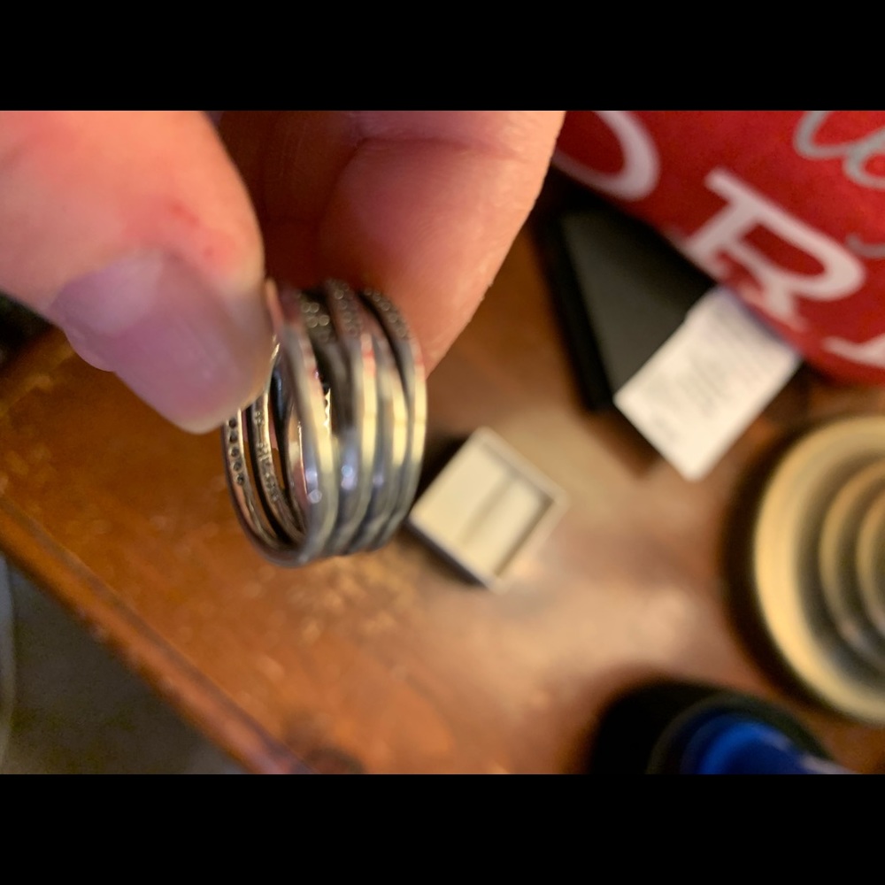 Pandora ring